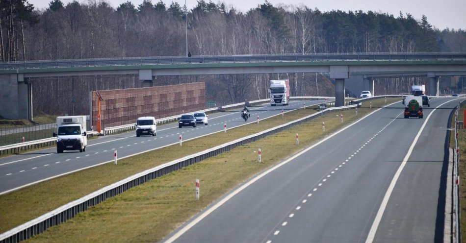 zdjęcie: MI nie przedłuży umów z koncesjonariuszami A4 i A2, te autostrady będą bezpłatne / fot. PAP