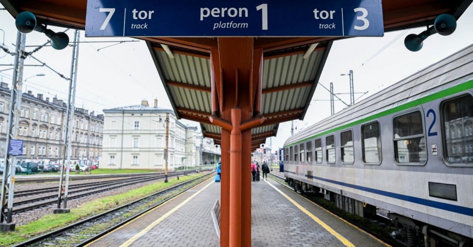 zdjęcie: Polska na szóstym miejscu w Europie pod względem pasażerów przewiezionych koleją / fot. PAP