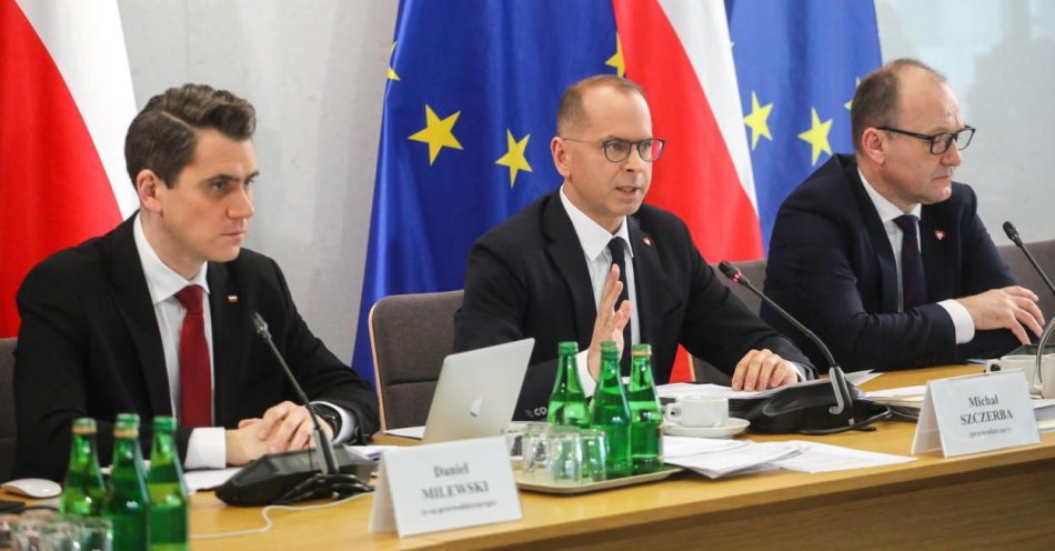 zdjęcie: Kamiński, Kaczyński, Morawiecki, Rau dokładnie wiedzieli, że trwa proceder korupcyjny / fot. PAP