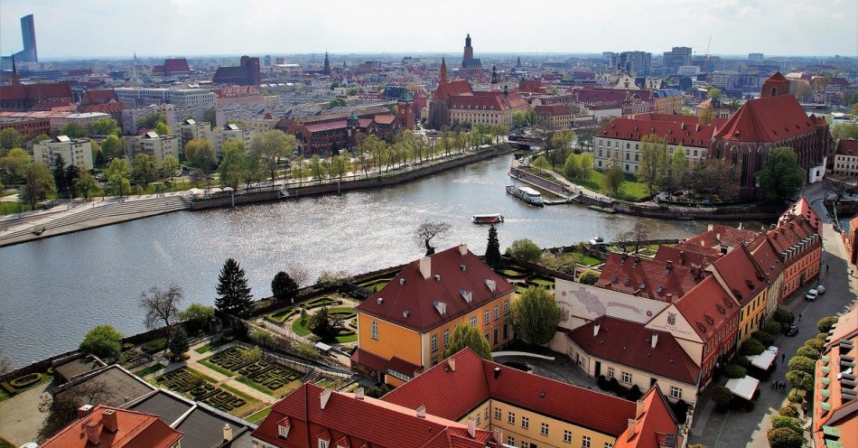 zdjęcie: Decyzja PINB w sprawie Trzonolinowca we Wrocławiu / pixabay/7982338