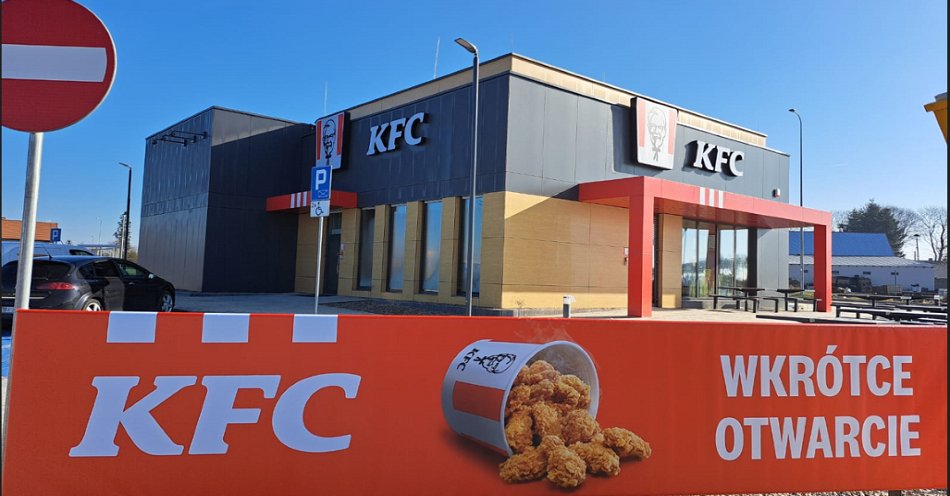 zdjęcie: Otwarcie KFC w Jarkowie - ponad 60 nowych miejsc pracy! / fot. nadesłane