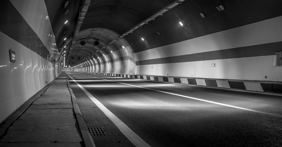 zdjęcie: Nocne utrudnienia w tunelu pod Martwą Wisłą / pixabay/1730543