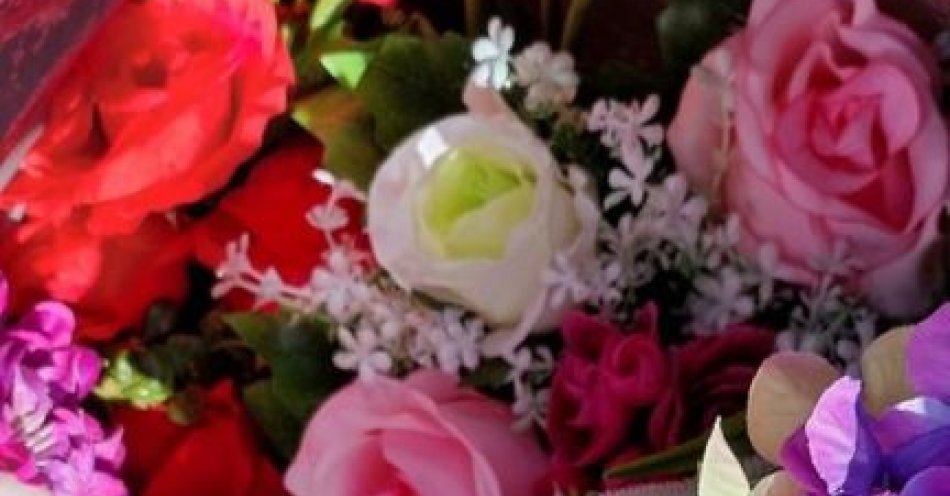 zdjęcie: Mieszkanka Grudziądza przyłapana na kradzieży kwiatów z cmentarza / fot. KPP w Kwidzynie