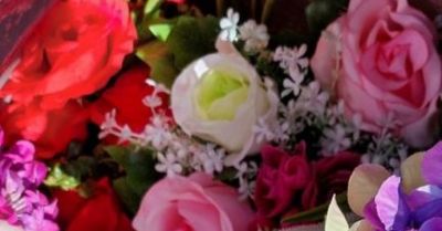 Mieszkanka Grudziądza przyłapana na kradzieży kwiatów z cmentarza