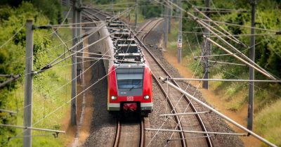 Podróż pociągiem z Ełku do Olsztyna ma trwać krócej niż 2 godz.