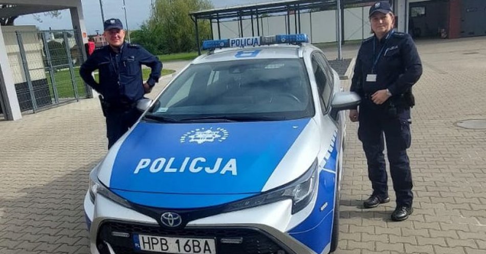 zdjęcie: Policjanci zapobiegli poważnej tragedii / fot. KPP w Oleśnicy