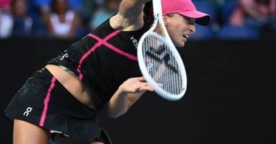 Turniej WTA w Stuttgarcie - Świątek pokonała Belgijkę Mertens i awansowała do ćwierćfinału