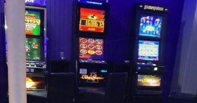 Nielegalnie działające automaty do gier zabezpieczone przez makowskich policjantów
